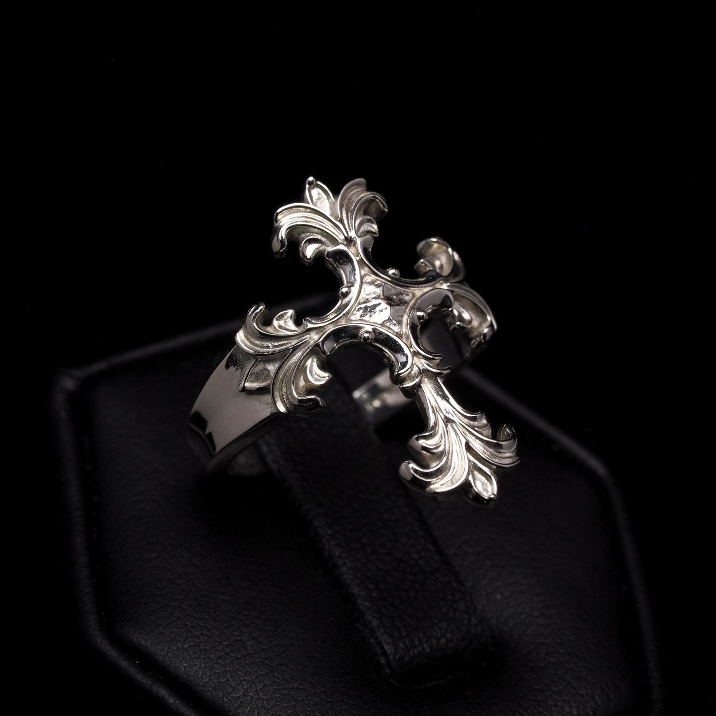 Ornate Cross Ring - Silver