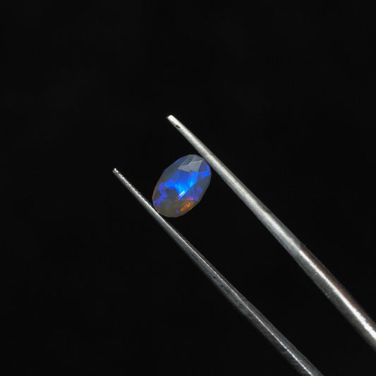 Lightening Ridge Faceted Opal Oval LR01