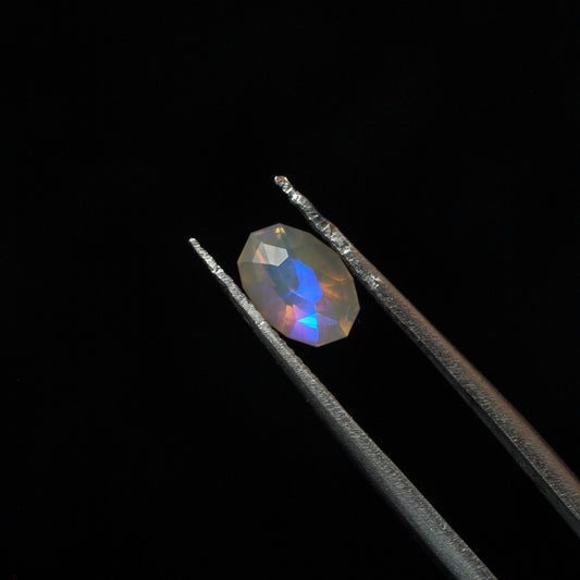 Lightening Ridge Faceted Opal Oval LR02
